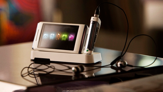 Sony Ericsson Aino Lets You Remote Control and Watch Videos From Your PS3 From Anywhere